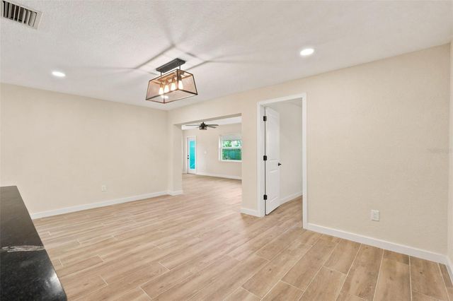 4700 CHANCELLOR STREET NE, St Petersburg, FL 33703