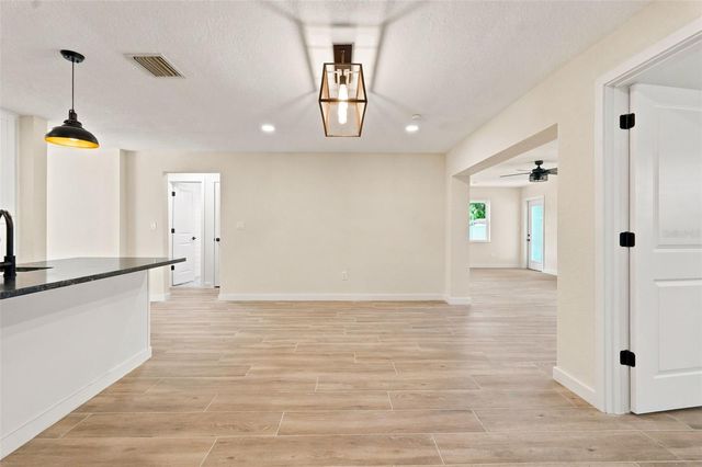 4700 CHANCELLOR STREET NE, St Petersburg, FL 33703