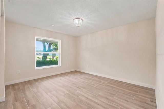 4700 CHANCELLOR STREET NE, St Petersburg, FL 33703