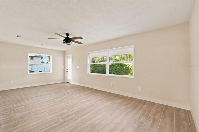 4700 CHANCELLOR STREET NE, St Petersburg, FL 33703
