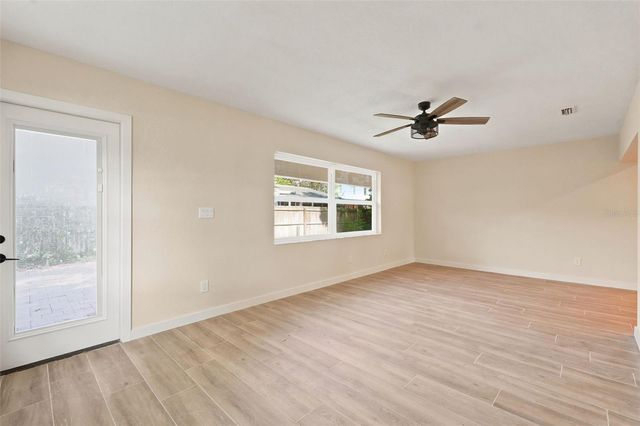 4700 CHANCELLOR STREET NE, St Petersburg, FL 33703