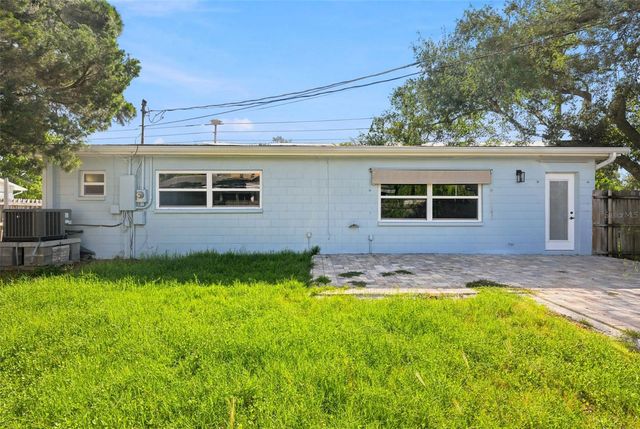 4700 CHANCELLOR STREET NE, St Petersburg, FL 33703