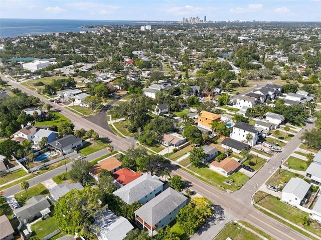 4700 CHANCELLOR STREET NE, St Petersburg, FL 33703