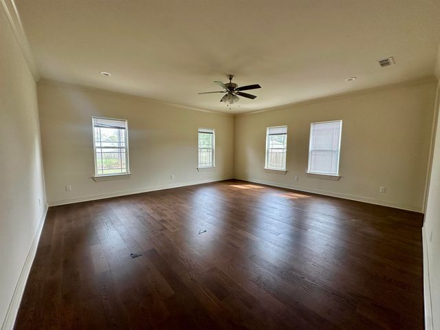 156 Terra LN, Longview, TX 75605