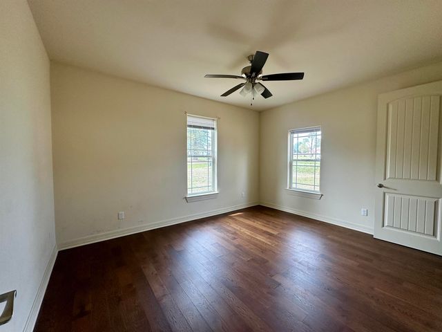 156 Terra LN, Longview, TX 75605