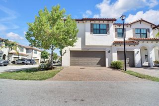 2030 Oysterwood Ln, Riviera Beach, FL 33410