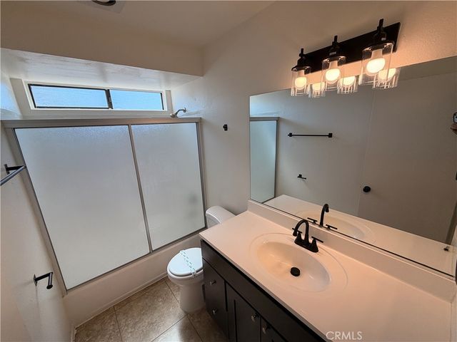 30240 Santa Cecilia, Temecula, CA 92592