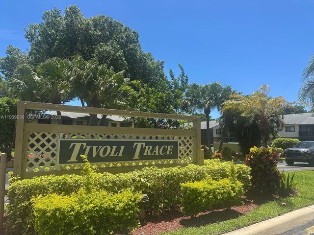 523 Trace Circle 105, Deerfield Beach, FL 33441