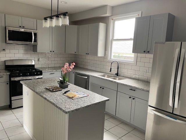 12356 S Green Street, Calumet Park, IL 60827