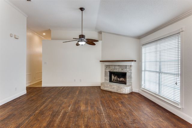 7628 Arbor Ridge Court, Fort Worth, TX 76112