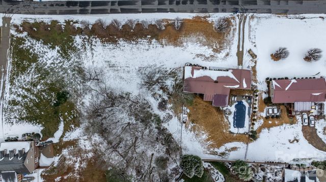 1621 Dakota Drive, Hudson, NC 28638