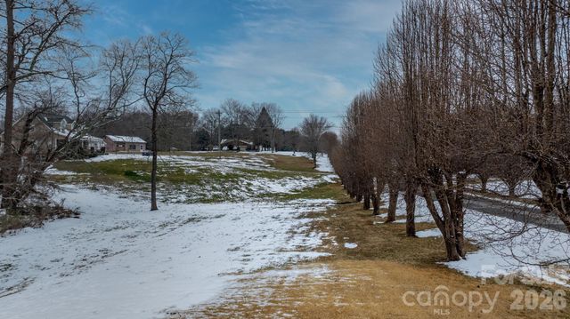 1621 Dakota Drive, Hudson, NC 28638