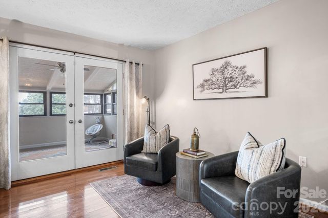 1621 Dakota Drive, Hudson, NC 28638