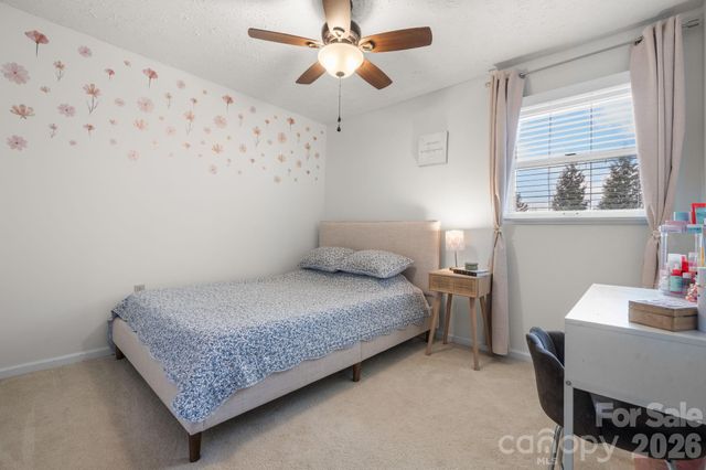 1621 Dakota Drive, Hudson, NC 28638