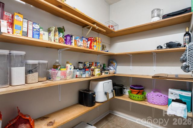 1621 Dakota Drive, Hudson, NC 28638