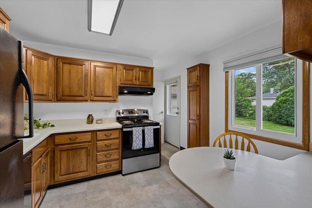 33 Belmont Road, Madison, WI 53714