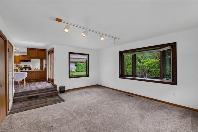 33 Belmont Road, Madison, WI 53714