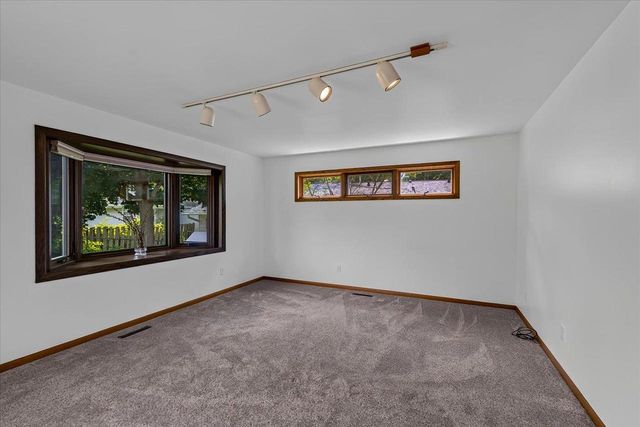 33 Belmont Road, Madison, WI 53714