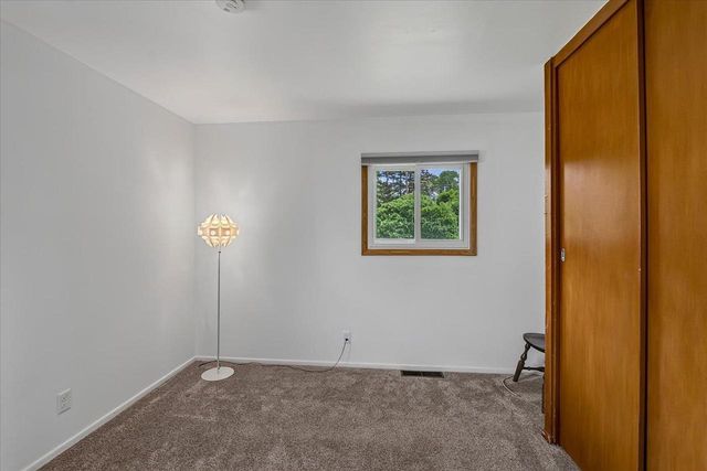 33 Belmont Road, Madison, WI 53714