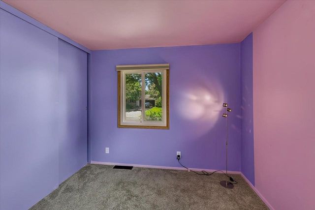 33 Belmont Road, Madison, WI 53714