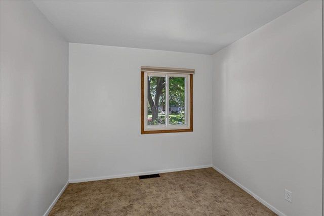 33 Belmont Road, Madison, WI 53714