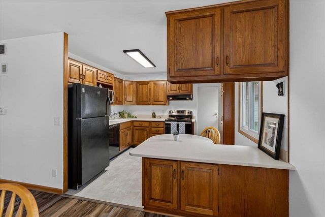 33 Belmont Road, Madison, WI 53714