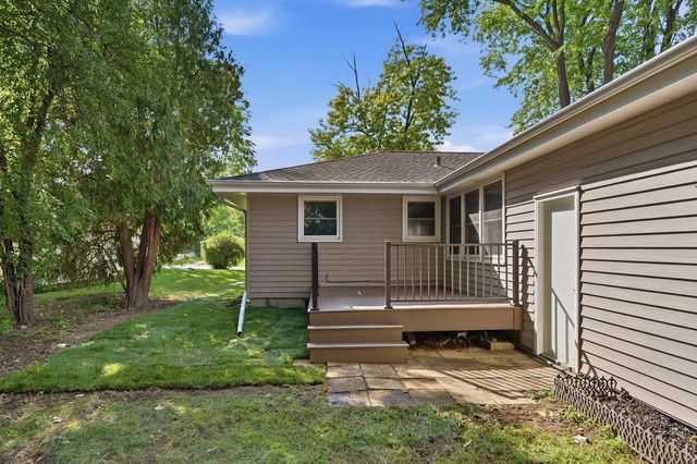 8722 N 52nd STREET, Brown Deer, WI 53223