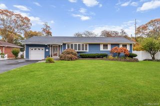 1321 Manor Lane, Bay Shore, NY 11706