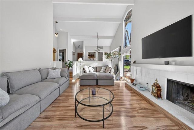 345 Donnas Lane, Hollister, CA 95023