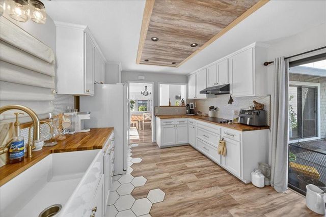 345 Donnas Lane, Hollister, CA 95023