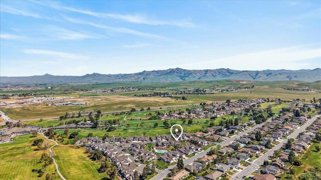 345 Donnas Lane, Hollister, CA 95023