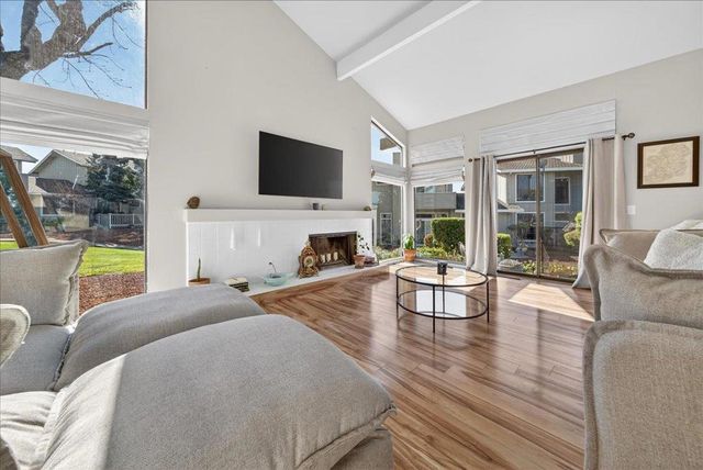 345 Donnas Lane, Hollister, CA 95023