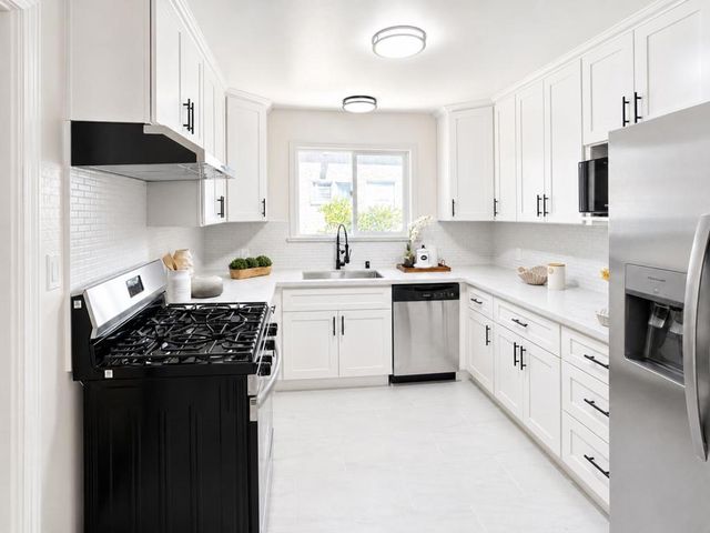1268 Carlton Avenue, Menlo Park, CA 94025