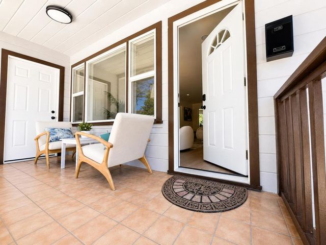 1268 Carlton Avenue, Menlo Park, CA 94025