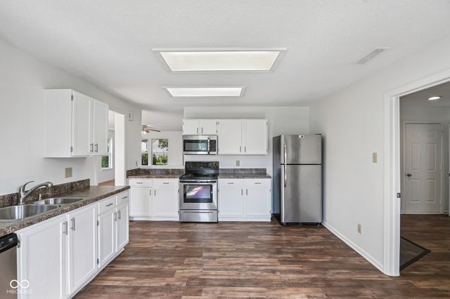 7741 Dayflower Court, Noblesville, IN 46062
