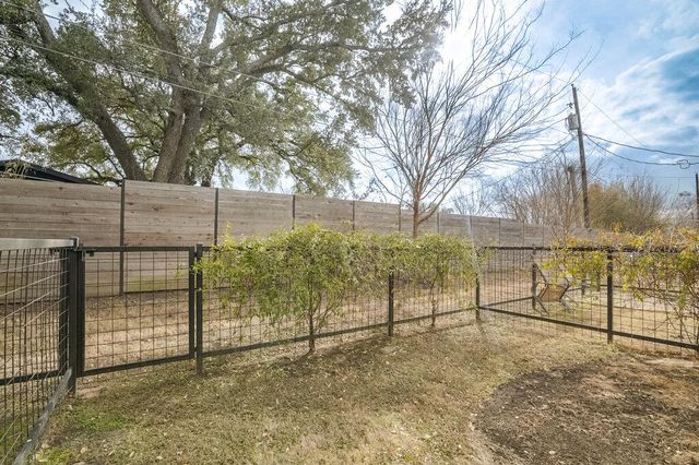 2108 Tillery ST 1105, Austin, TX 78723