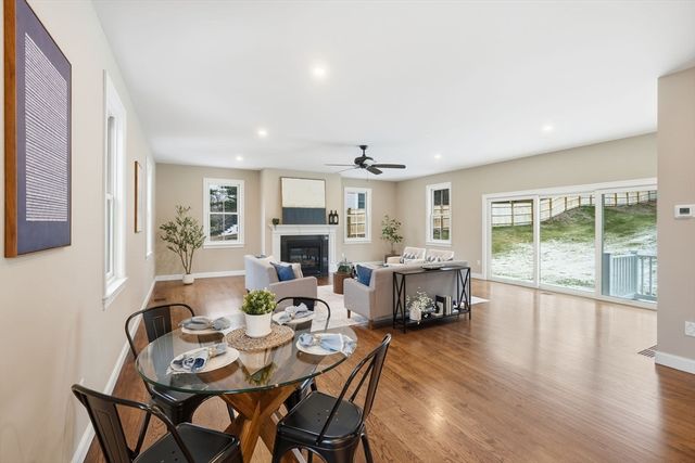 105 Central St, Andover, MA 01810