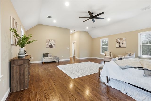 105 Central St, Andover, MA 01810