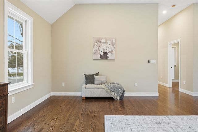 105 Central St, Andover, MA 01810