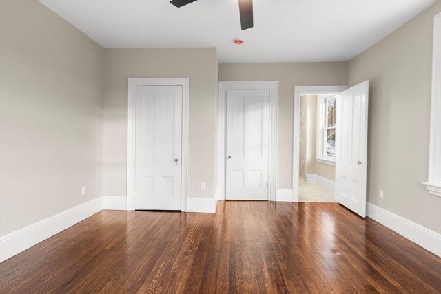 105 Central St, Andover, MA 01810