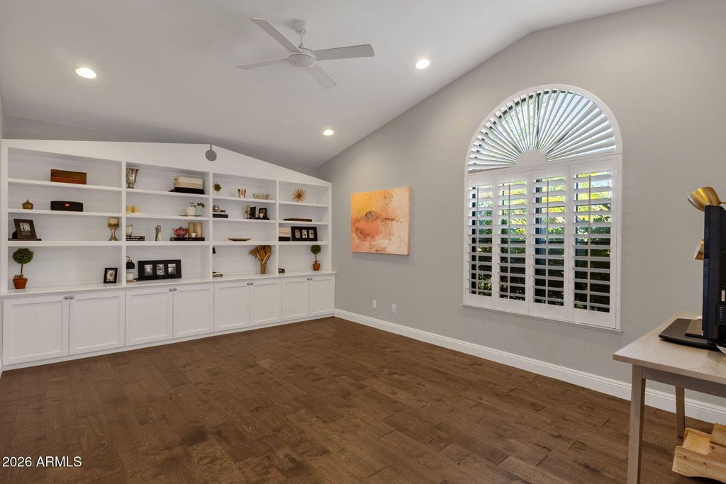 10865 E POINSETTIA Drive, Scottsdale, AZ 85259 — photo 4