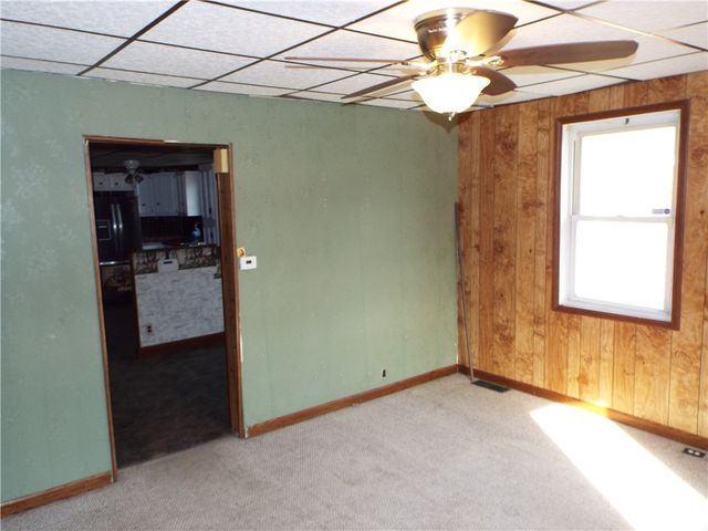 18 Penn Ave, Clarksville, PA 15322