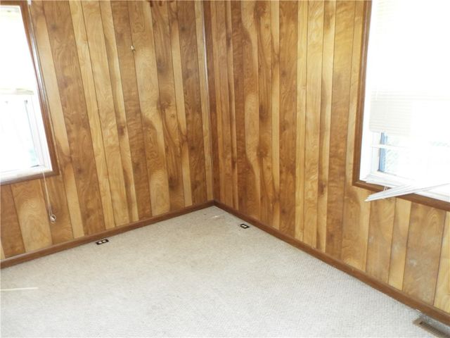 18 Penn Ave, Clarksville, PA 15322