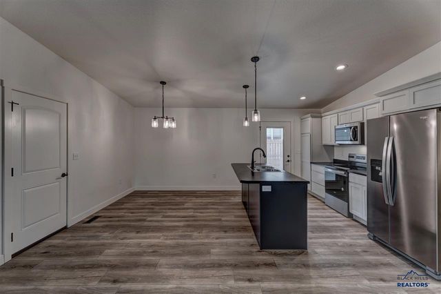 421 Nighthawk Drive, Box Elder, SD 57719