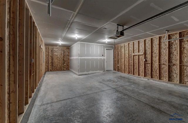 421 Nighthawk Drive, Box Elder, SD 57719