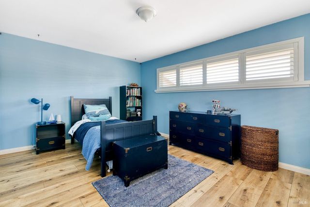 10 Capri Ct, San Rafael, CA 94901