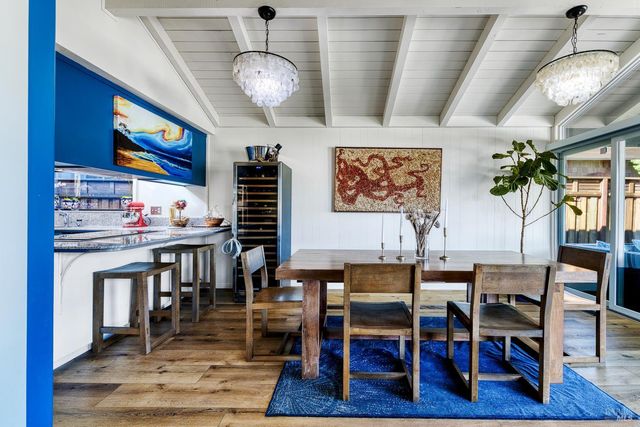 10 Capri Ct, San Rafael, CA 94901