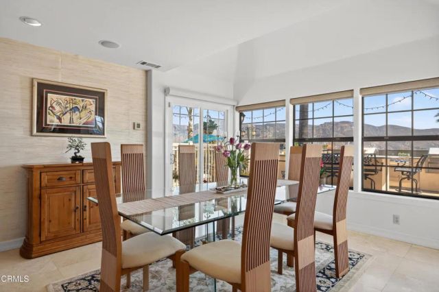 535 Ridgecrest Drive, Santa Paula, CA 93060