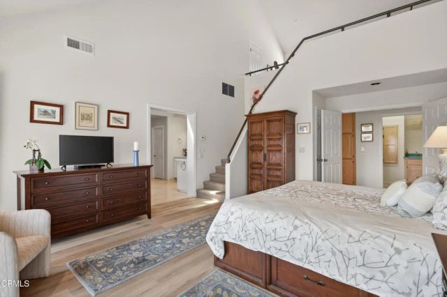 535 Ridgecrest Drive, Santa Paula, CA 93060