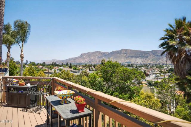 535 Ridgecrest Drive, Santa Paula, CA 93060